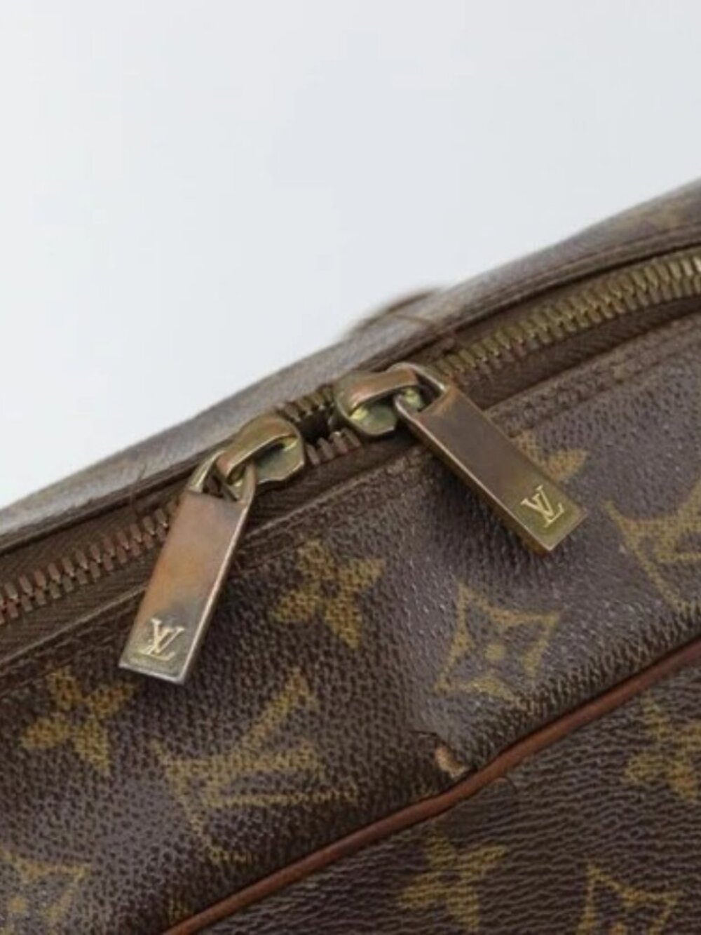 LOUIS VUITTON Monogram Cite GM Hand Bag M51181 LV Auth 147322 - Picture 13 of 16